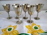 Cukiernica + dzbanek na mleko + kieliszki 6 sztuk, metalowe kompet zestaw