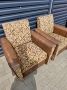 Fotele Vintage z Motywem Kwiatowym – Skórzane Boki, Styl PRL