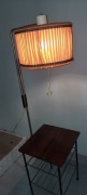 Lampa PRL ze stolikiem 