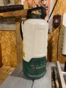 opryskiwacz akumulatorowy Parkside