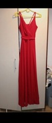 Długa czerwona sukienka 