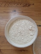 Kreda pastewna dla isopodow, slimakow