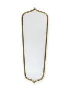 Złote lustro o nieregularnym kształcie 