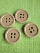 Guziki plastikowe - beżowe - 20 mm - 