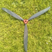 Śmigło trójłopatowe PPG prawe 132cm 