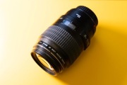 Canon EF 100mm f/2.8 Macro USM