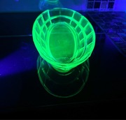 Duża, Ręcznie Wykonana Misa ze Szkła Uranowego