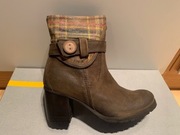 Manas włoskie botki całe ze skóry -Piękne roz. 39