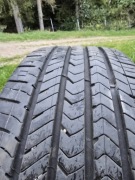Opony wielosezonowe Good Year 235/40R18