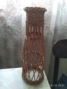 flakon na kwiaty ozdoba z wikliny kosz