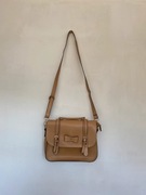 Brązowa karmelowa torebka przez ramię listonoszka skóra ekologiczna