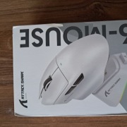 Nowa bezprzewodowa myszka Attack Shark V6 dla graczy