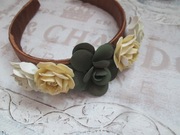 Kwiatowa opaska z piankowych różyczek*Sesja zdjęciowa*