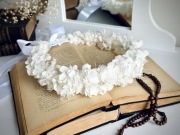 Wianek komunijny delikatny Boho Komunia kwiaty stabilizowane