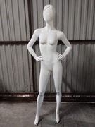 Manekin damski biały całopostaciowy 