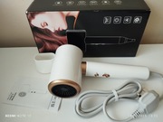 Suszarka do włosów FCR MAD 810.  