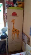Szafa z żyrafą do pokoju dziecka