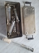 Kolekcjonerski zestaw medyczny strzykawki  w pudełku