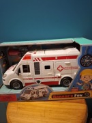 Auto ambulans karetka pogotowia