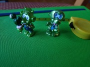 2 figurki kosmici kolekcja