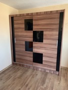 Szafa przesuwna jak nowa