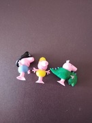 3 FIGURKI PRZYSSAWKI ŚWINKA PEPPA GEORGE PIRAT DINOZAUR SHERLOCK HOLMES DE