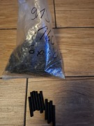 Wkręt dociskowy bez łba czarny M6x40 DIN913 10szt
