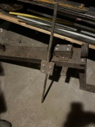 urządzenie do kręcenia prętów