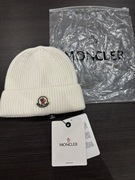 Czapka Moncler Beanie – Biała (Unisex)