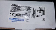 Wyłącznik krańcowy bezpieczeństwa XCSE8311 SCHNEIDER NOWY
