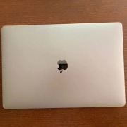 MacBook Pro 16" 2019 16GB I7