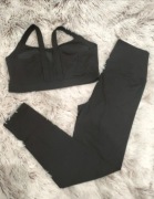 Komplet leginsy i biustonosz 