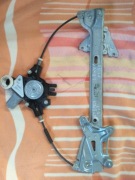 Toyota Corolla e 21 podnośnik szyby przedni lewy