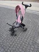 Rower trójkołowy Lionelo Haari czarny, różowy LO-HAARI BUBBLEGUM