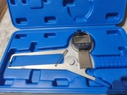 Precyzja suwmiarka z zaciskiem zewnętrznym, cyfrowy wyświetlacz - 0,01 mm