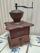Stary młynek do kawy HH Unikat