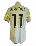 koszulka Ibrahimovicia z autogafem