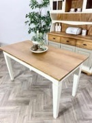 Stół dębowy po renowacji