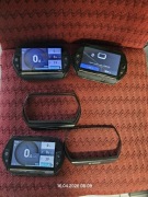 2 display Bosch Nyon GPS nawigacja sprawne 2 sztuki mają tylko zbite szełka