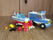 Lego 6698 RV with Speedboat Classic Town 