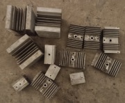 Radiatory aluminiowe profile chłodzące duże masywne