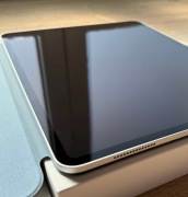 Apple iPad Pro 13" M4 Silver 512GB WiFi + etui Apple Smart Folio