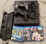 PS4 Pro - Dysk 2TB - 2 pady - 3 gry - podstawka