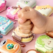 Gadżety i zabaweczki upominki dla dzieci duży wybór