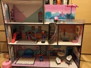 Domek L.O.L Suprise+ponad 120 akcesoriów+17 lalek+9 zwierzątek