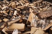 Sprzedam porąbane drzewo na opał 