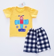 Nowy komplet na lato bluzka + spodenki 80 