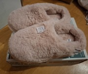 Cieple kapcie domowe  38/39 