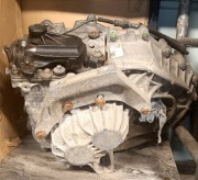 SKRZYNIA BIEGÓW I ZDERZAK TYLNI DO VOLVO S80, R.2008,2.4 DIESEL,163KM 