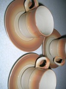 Kubeczki na espresso plus talerzyki